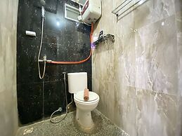 Spacious And Private 1Br Apartment Suites @Metro