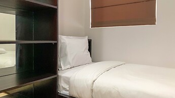 Comfort And Minimalist 2Br At Maple Park Sunter Apartment