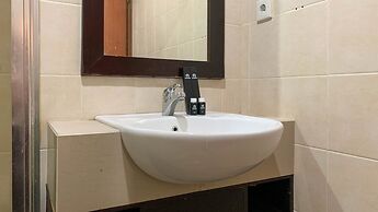 Comfort And Minimalist 2Br At Maple Park Sunter Apartment