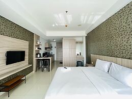 Deluxe Studio Room At Dago Suites Apartment