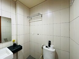 Deluxe Studio Room At Dago Suites Apartment