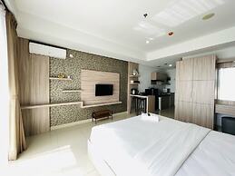 Deluxe Studio Room At Dago Suites Apartment