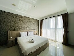 Deluxe Studio Room At Dago Suites Apartment