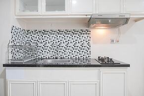 Comfort 2Br At Green Central City Glodok Apartment