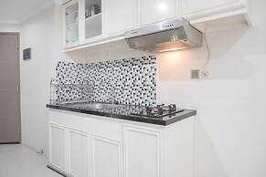 Comfort 2Br At Green Central City Glodok Apartment