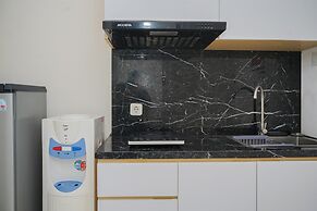 Fancy And Nice Studio At Skylounge Tamansari Apartment