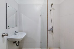 Fancy And Nice Studio At Skylounge Tamansari Apartment