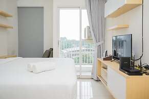 Fancy And Nice Studio At Skylounge Tamansari Apartment