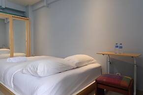 Nice And Strategic Studio Kebagusan City Apartment