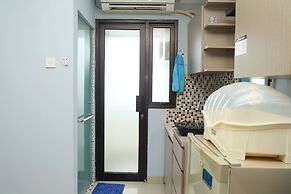 Nice And Strategic Studio Kebagusan City Apartment