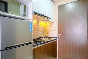 Comfortable And Modern Studio Transpark Cibubur Apartment