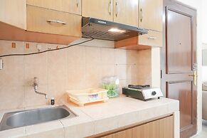 Comfort And Cozy 2Br At Gajah Mada Mediterania Apartment