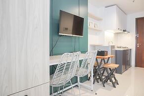 Cozy Stay And Spacious Studio At West Vista Apartment