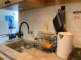 Comfort And Nice 2Br At Cinere Resort Apartment