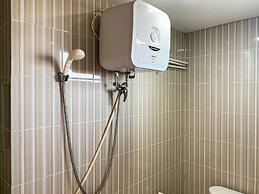 Homey And Comfortable 1Br At Cinere Resort Apartment