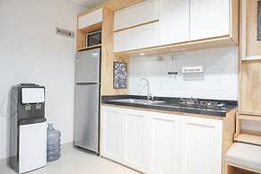 Premium And Comfortable 2Br Apartment At Royal Olive Residence