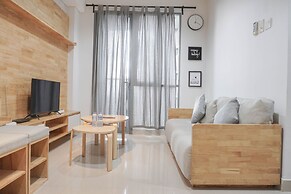 Premium And Comfortable 2Br Apartment At Royal Olive Residence
