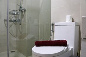 Elegant And Comfy 3Br Daan Mogot City Apartment