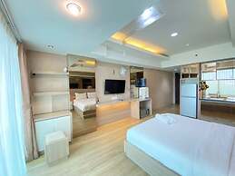 Spacious Studio Room At Tamansari La Grande Apartment Near Bip