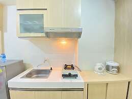 Classy Chic Studio Room At Apartment Parahyangan Residence Bandung