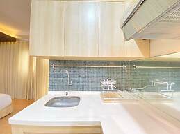 Spacious Studio Room At Gateway Ahmad Yani Cicadas Apartment