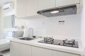 Nice And Comfort 2Br At Pejaten Park Apartment