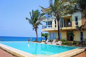 Brisa Marina Beach Resort powered by Cocotel