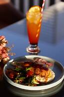 The Hotel Js Souvenir