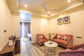 The Hotel Js Souvenir