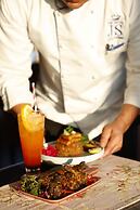 The Hotel Js Souvenir