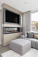 1111 Richards - 1407