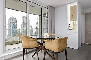 1111 Richards - 1407