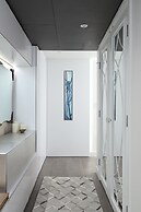 1111 Richards - 1407