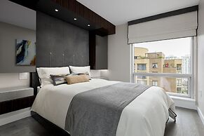 1111 Richards - 1407