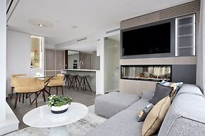 1111 Richards - 1407