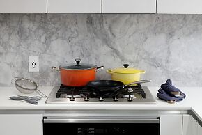 1111 Richards - 1407