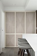 1111 Richards - 1407