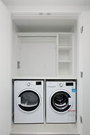 1111 Richards - 1407