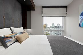 1111 Richards - 1407