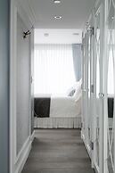 1111 Richards - 1407