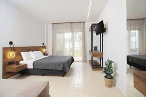 Danae Comfort Living