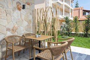 Danae Comfort Living