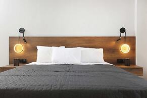 Danae Comfort Living