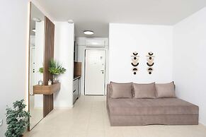 Danae Comfort Living