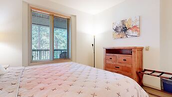 Mammoth Green 118 Located On Sierra Star Golf Course, Private Patio, S