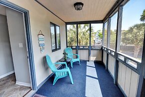 Summertree C8 2 Bedroom Condo by Redawning