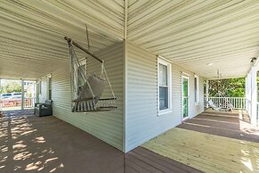 Captains Quarters By The Bay 3 Bedroom Cottage by Redawning