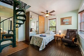 Captains Quarters By The Bay 3 Bedroom Cottage by RedAwning