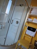 The Roses Heritage Inn