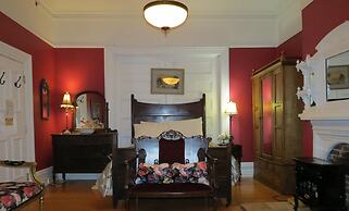 The Roses Heritage Inn